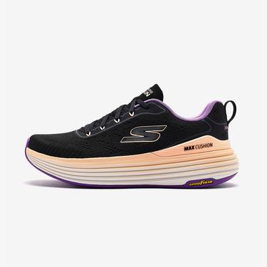  Skechers Max Cushioning Suspension High Road Kadın Siyah Koşu Ayakkabısı