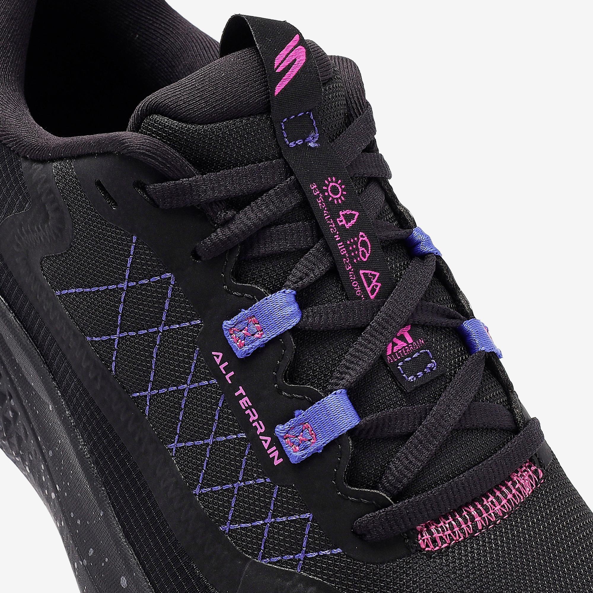 Skechers Go Run Supersonic Max AT Kadın Siyah Koşu Ayakkabısı