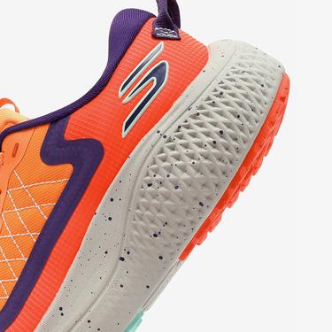  Skechers Go Run Supersonic Max AT Kadın Turuncu Koşu Ayakkabısı