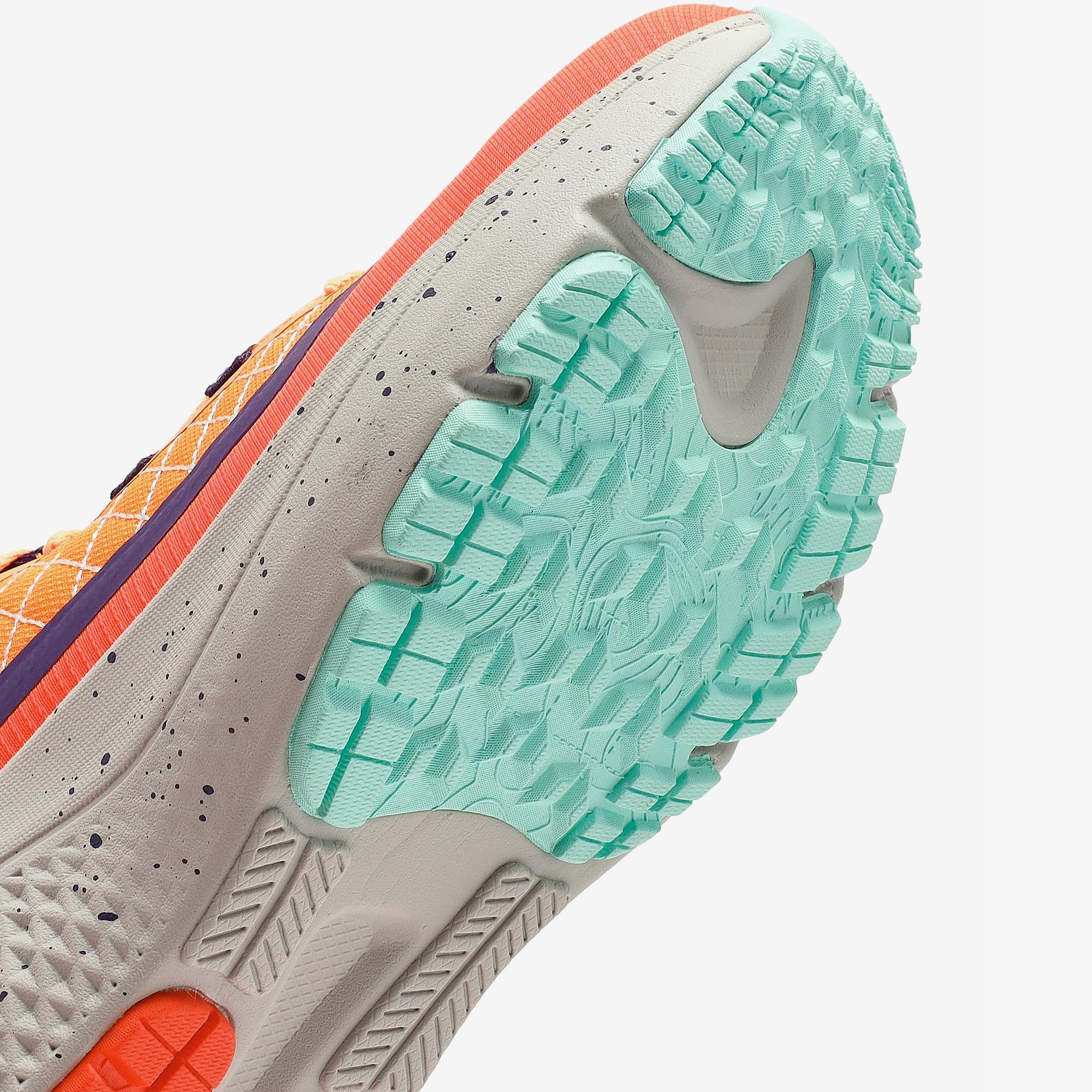 Skechers Go Run Supersonic Max AT Kadın Turuncu Koşu Ayakkabısı