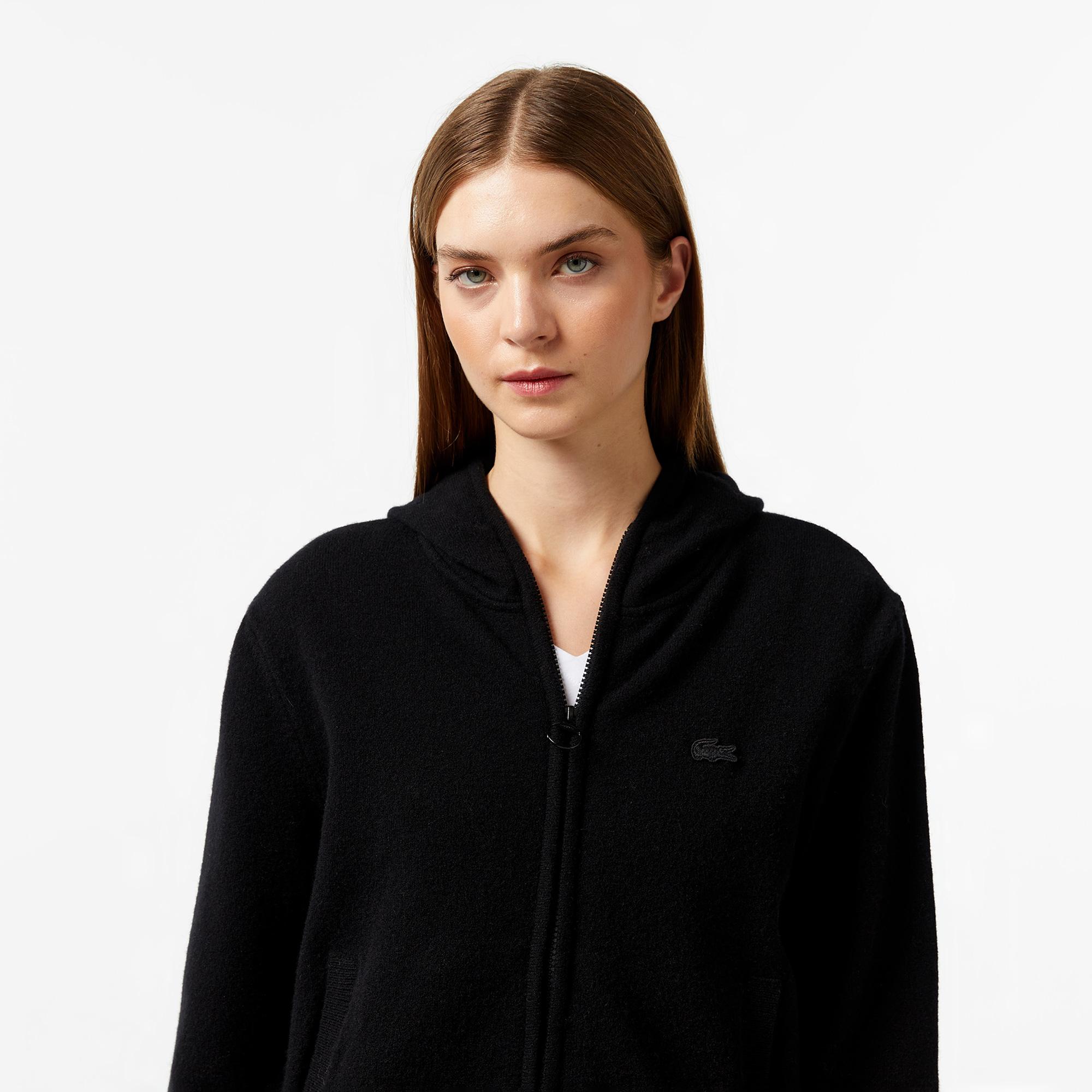 Lacoste Kadın Relaxed Fit Kapüşonlu Siyah Hırka