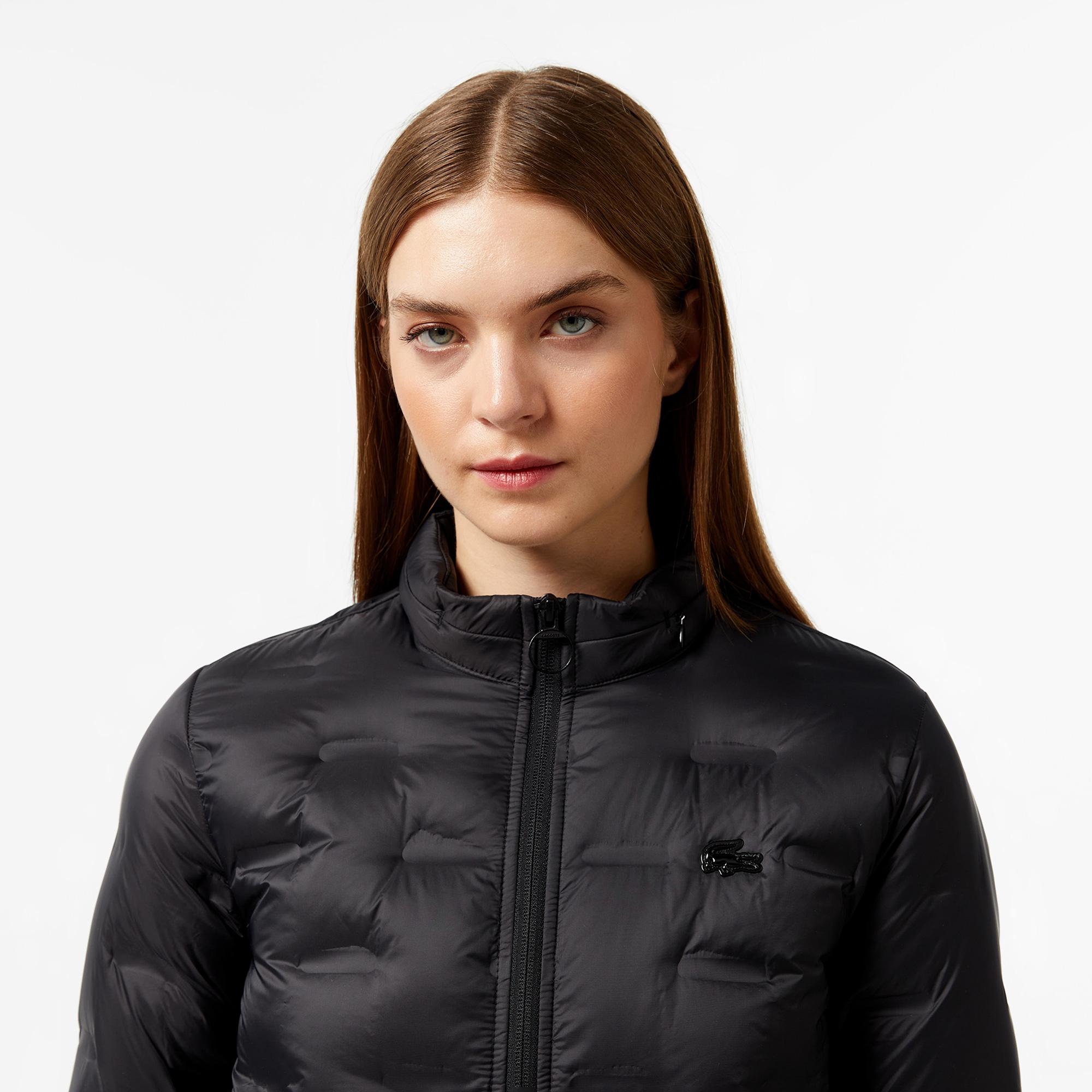 Lacoste Kadın Regular Fit Kapüşonlu Kapitone Siyah Mont