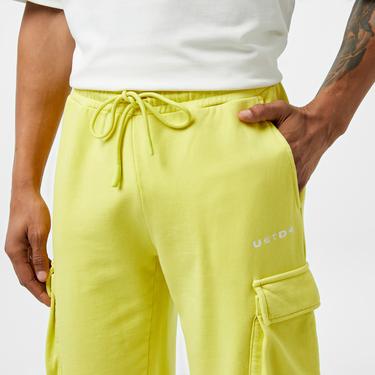  UNITED4 Essentials Erkek Sarı Şort