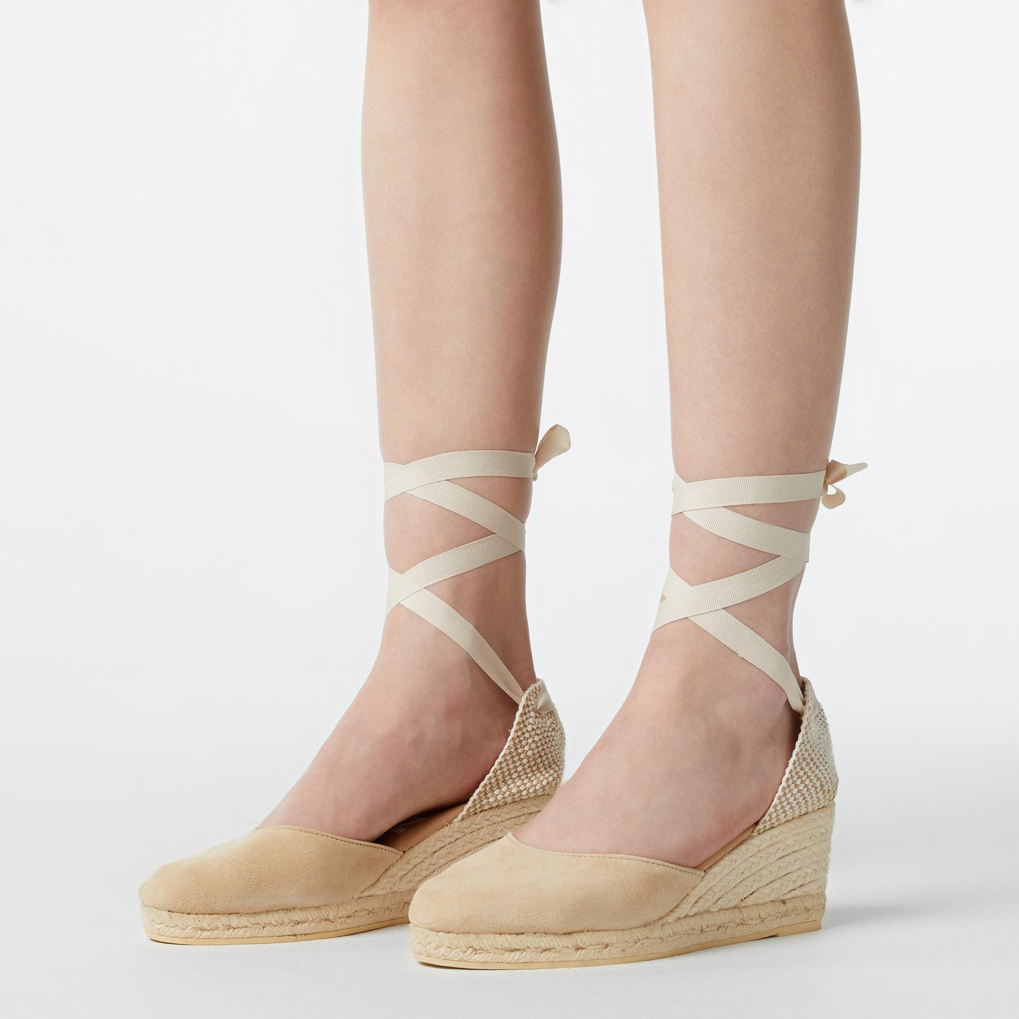 Manebi Topuklu Kadın Bej Ayakkabı