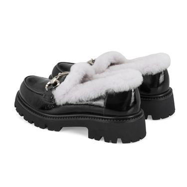  Kadın Siyah Toka Aksesuarlı Deri Loafer