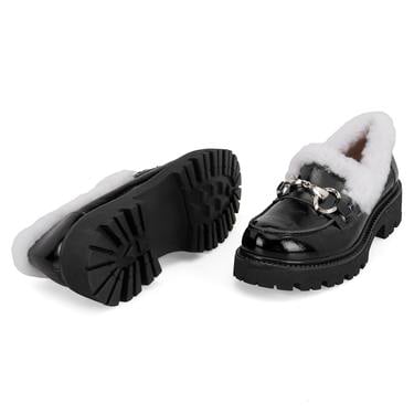  Kadın Siyah Toka Aksesuarlı Deri Loafer