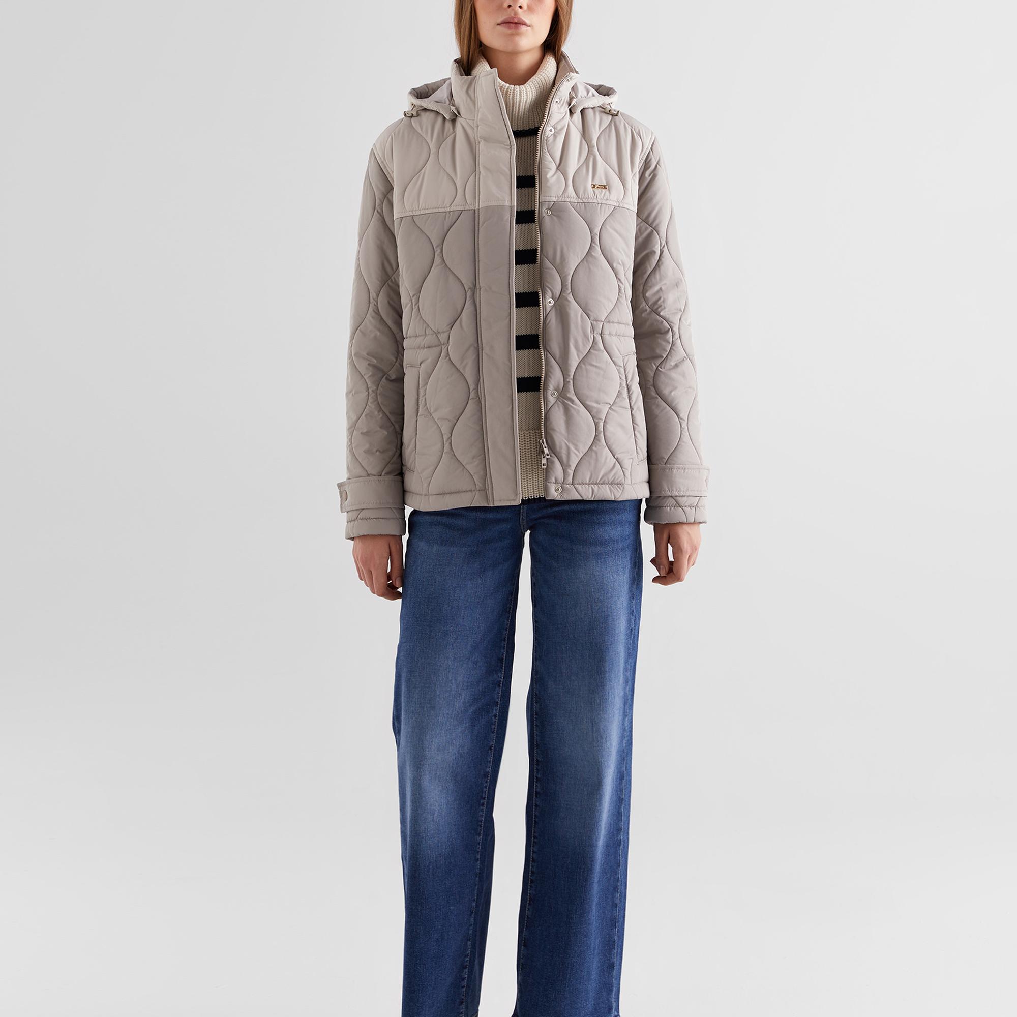 GANT Kadın Bej Kapüşonlu Kapitone Mont