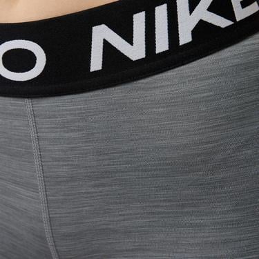 Nike Pro 365 8 cm Kadın Gri Kısa Şort
