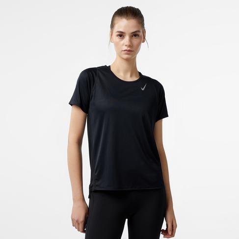  Nike Dri-Fit Race Kadın Siyah T-Shirt