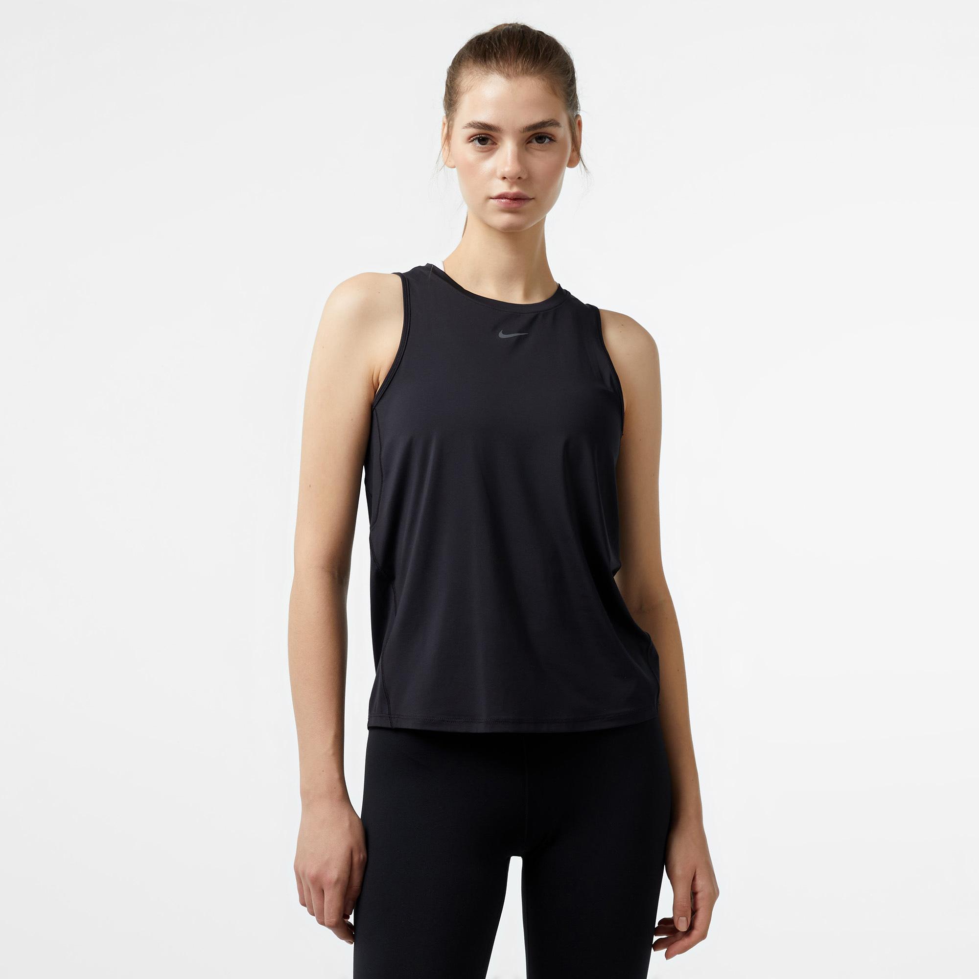 Nike One Classic Dri-Fit Kadın Siyah Kolsuz T-Shirt