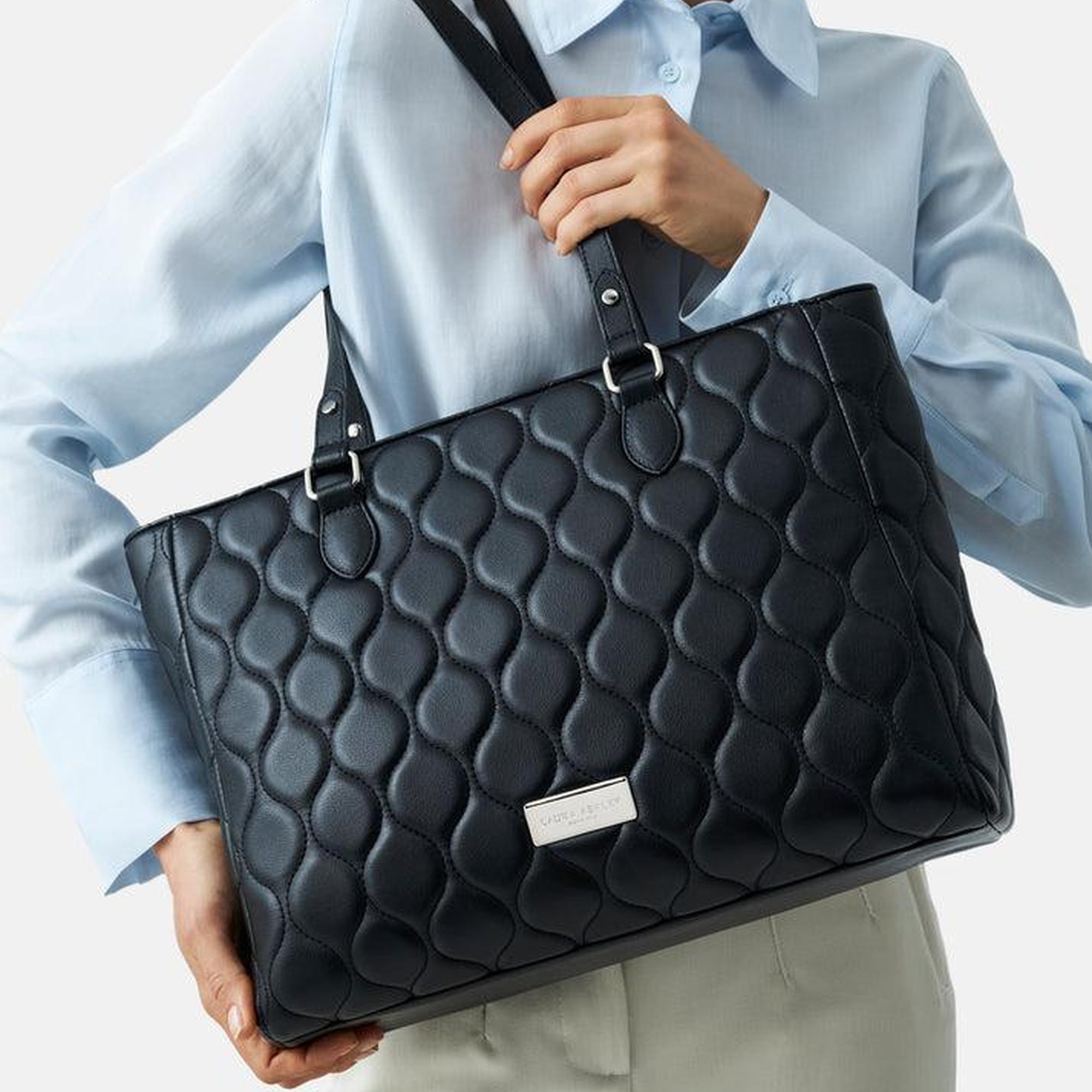 Laura Ashley Kadın Siyah El Çantası