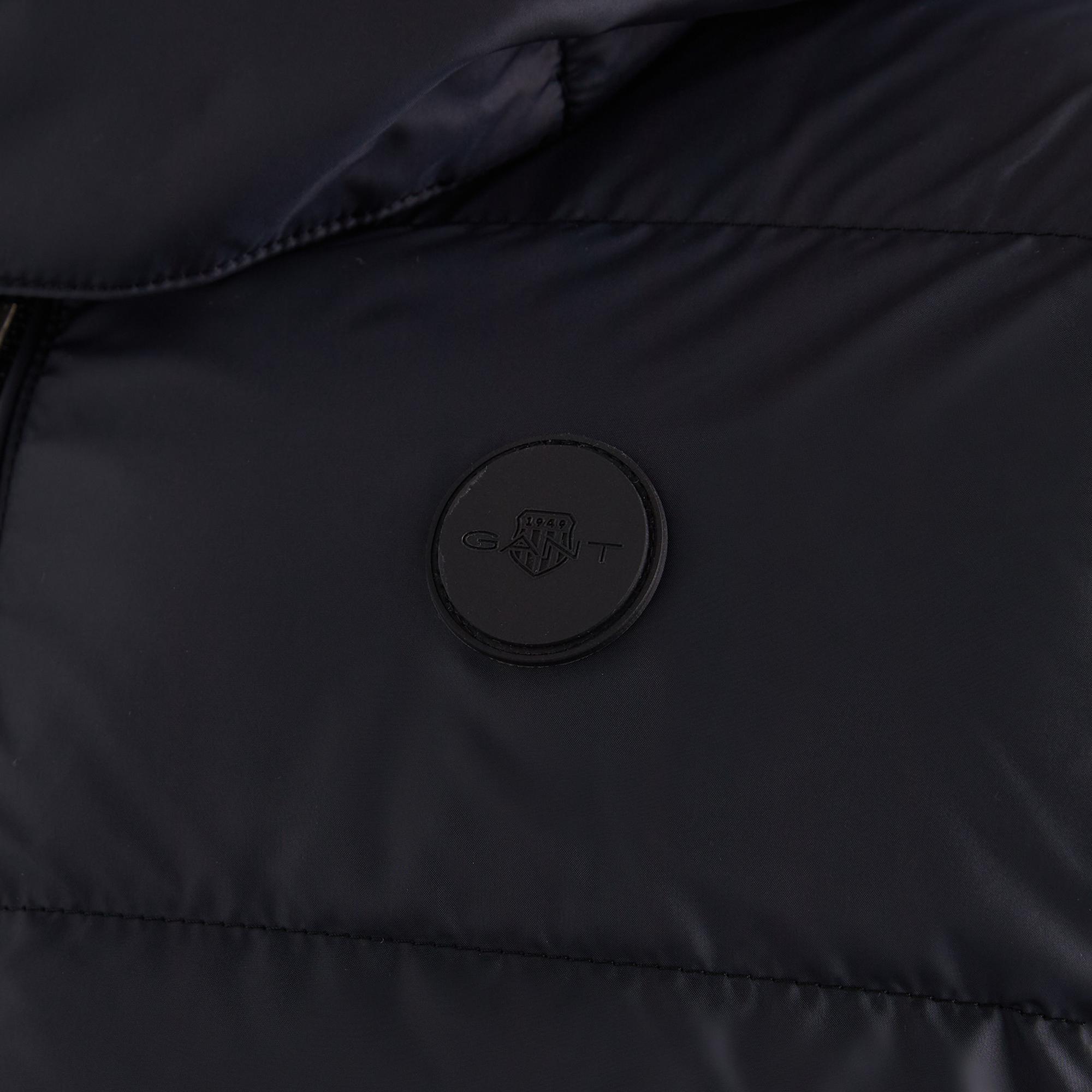 GANT Erkek Siyah Kapüşonlu Yelek