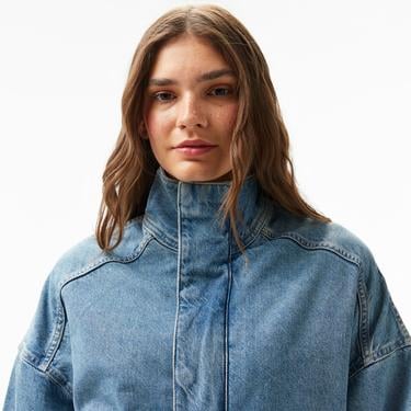  Calvin Klein Jeans Kadın Mavi Mont