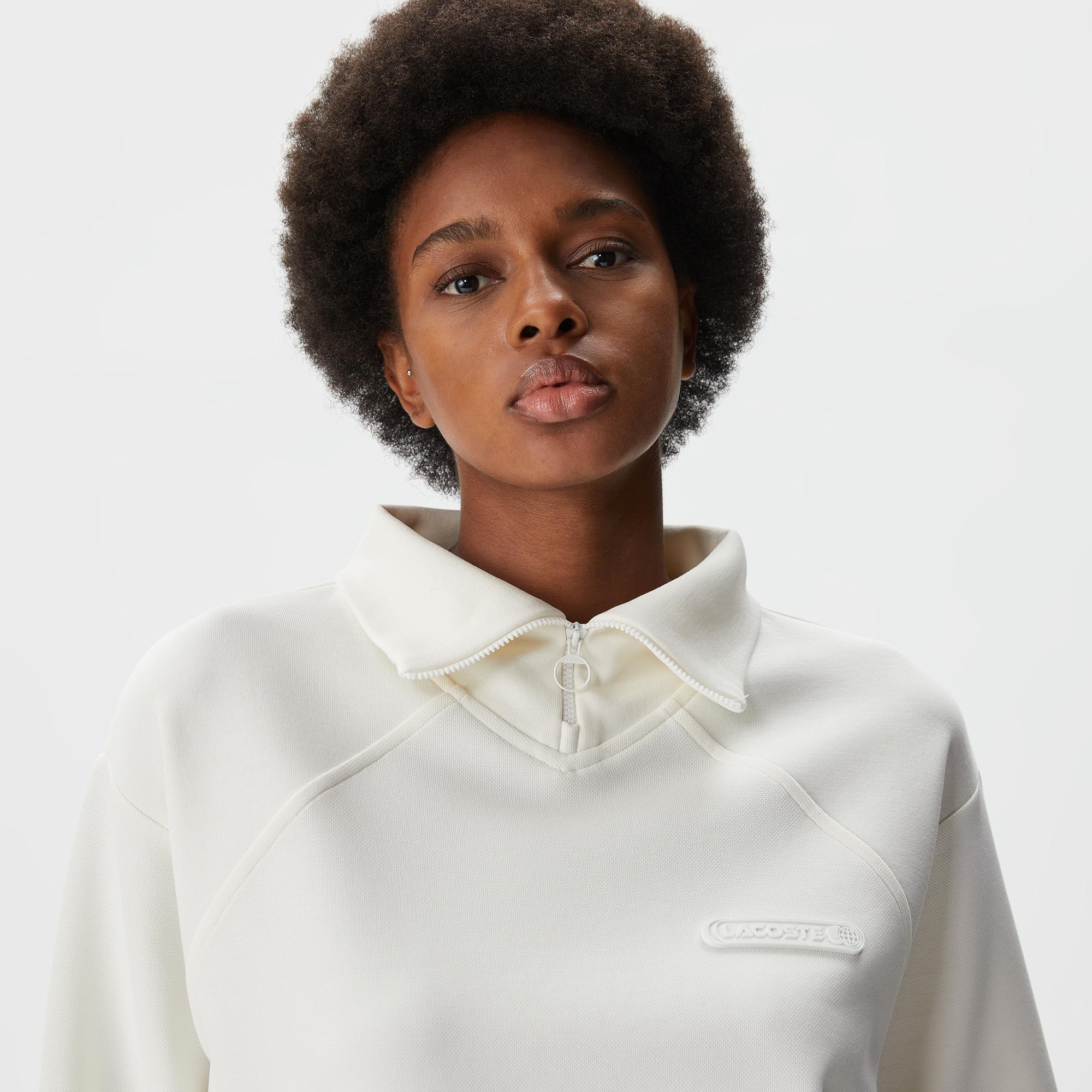 Kadın Regular Fit Fermuarlı Dik Yaka Beyaz Sweatshirt