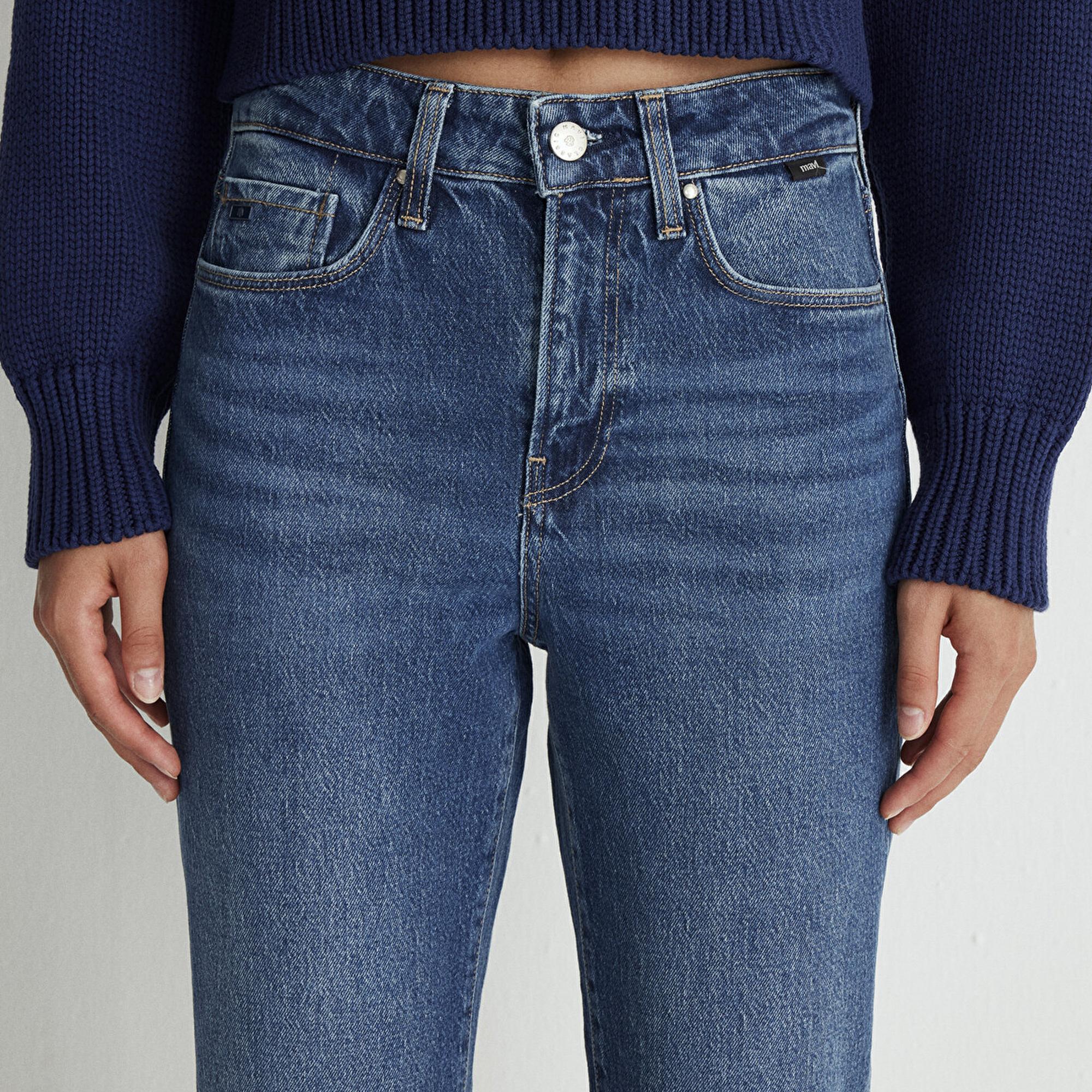 Mavi Cindy Classic Denim Gölgeli Koyu Mavi Jean Pantolon 100277-87925