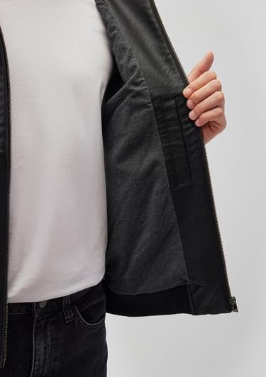  Mavi Kapüşonlu Siyah Suni Deri Ceket Regular Fit / Normal Kesim 0110437-900