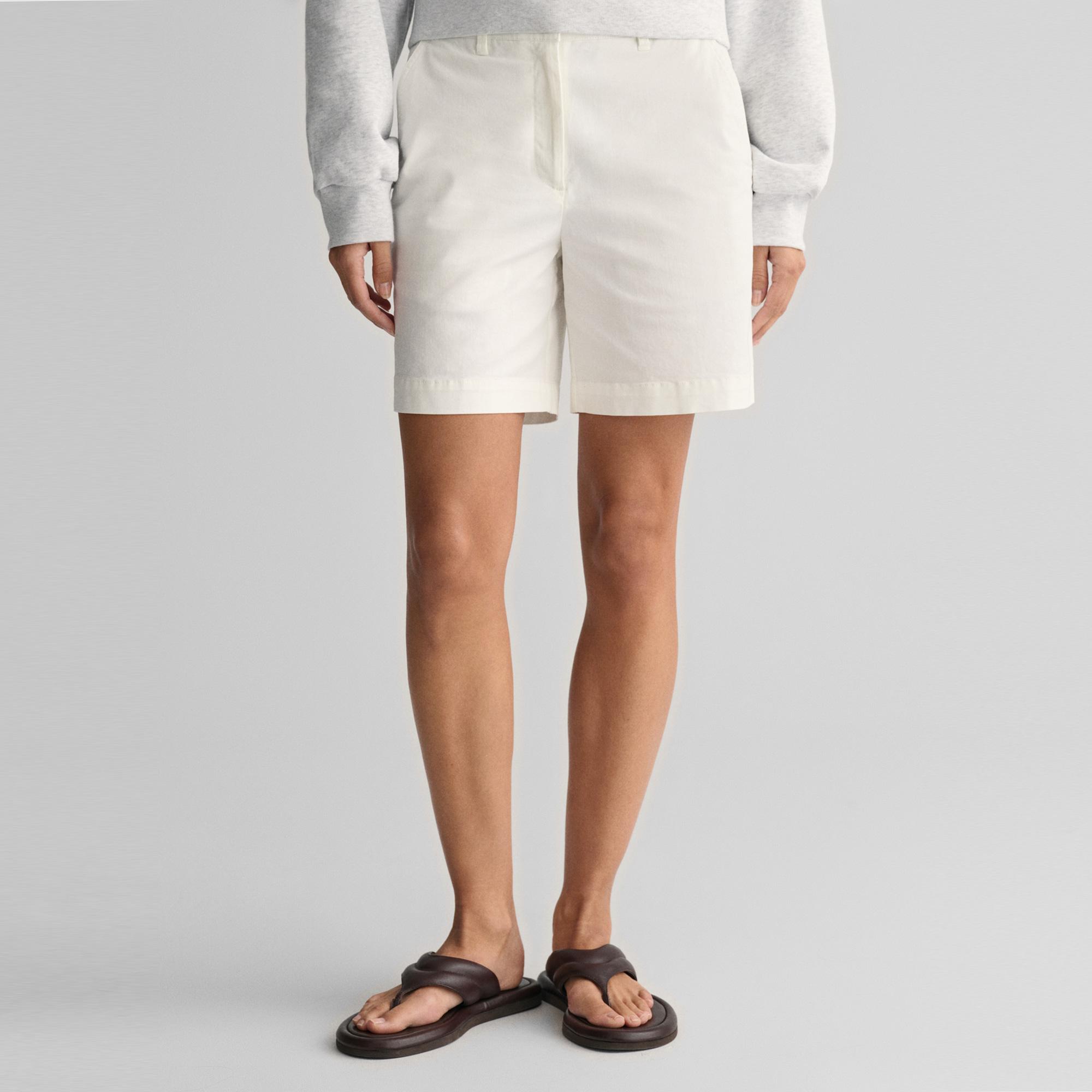 GANT Kadın Krem Slim Fit Şort