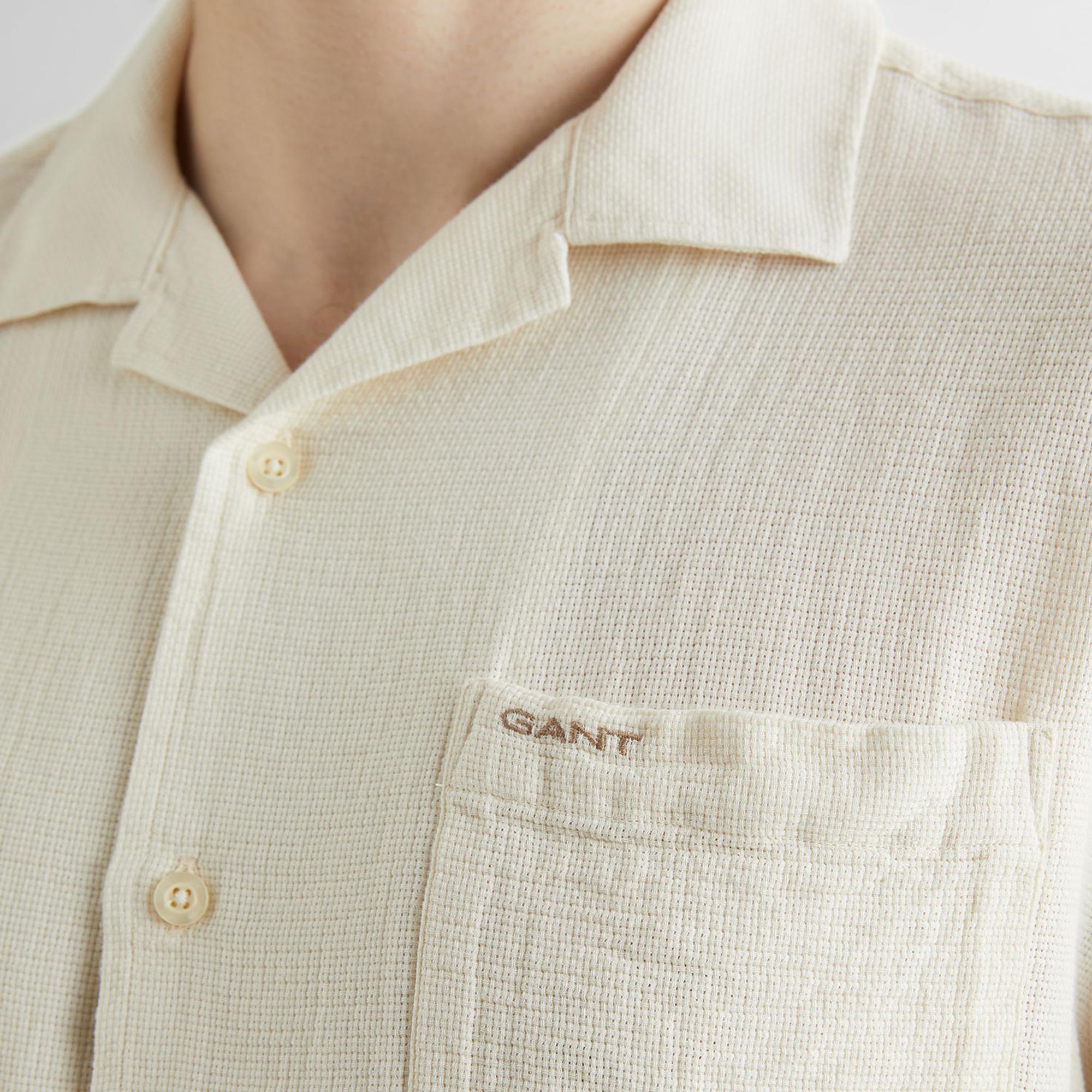 GANT Erkek Bej Regular Fit Klasik Yaka Gömlek