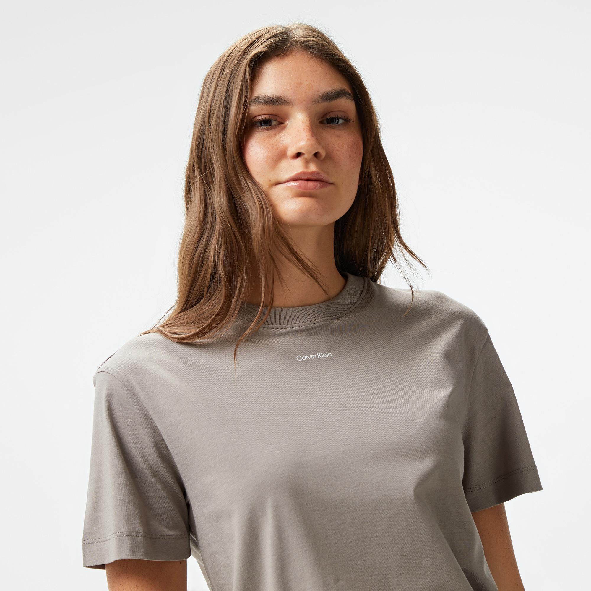 Calvin Klein Nano Logo Regular Kadın Gri T-Shirt