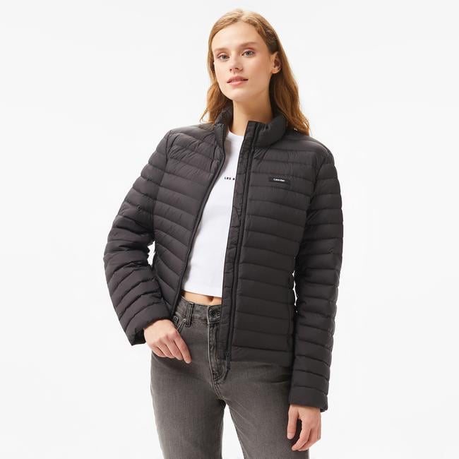  Calvin Klein Super Padded Packable Kadın Siyah Ceket