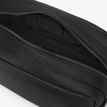  Calvin Klein Erkek Siyah Çanta