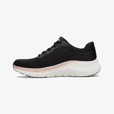  Skechers Arch Fit 2.0 Glow the Distance Kadın Siyah Spor Ayakkabı