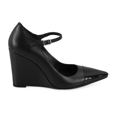  Kadın Siyah Deri Klasik Ayakkabı