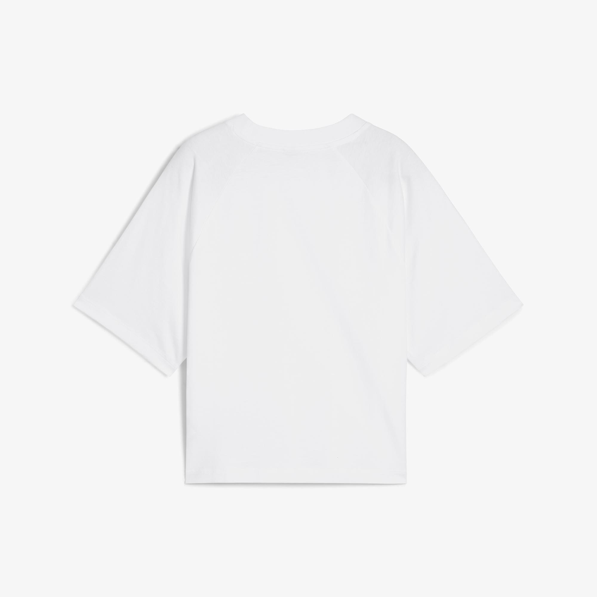 Puma Classics Relaxed Kadın Beyaz T-Shirt