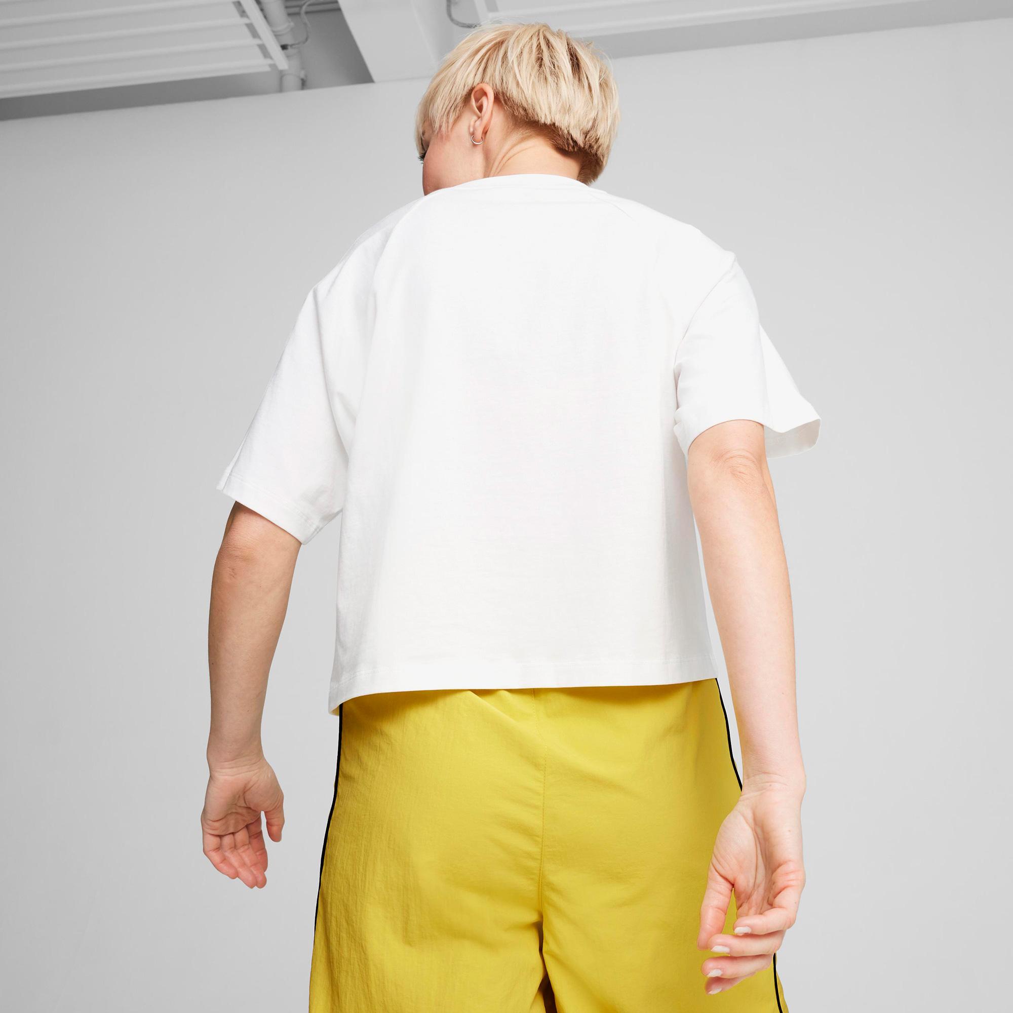 Puma Classics Relaxed Kadın Beyaz T-Shirt