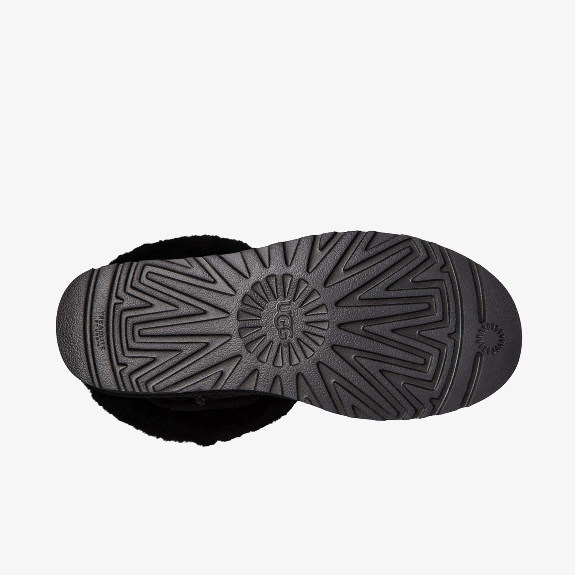 UGG Classic Short II Kadın Siyah Bot