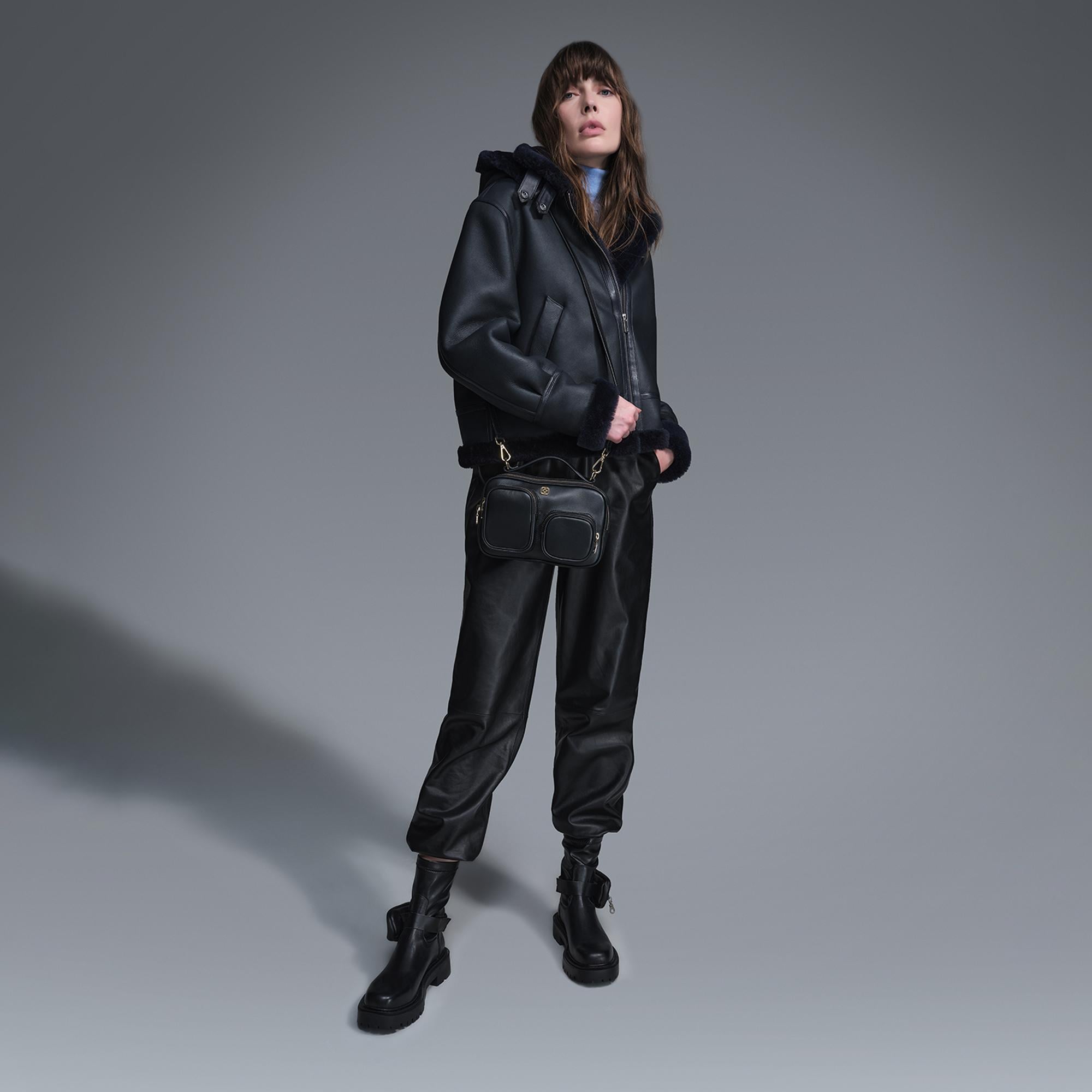 Zoe Lacivert Kadın Kürk Mont