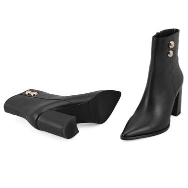  Kadın Siyah Metal Aksesuarlı Deri Topuklu Bot