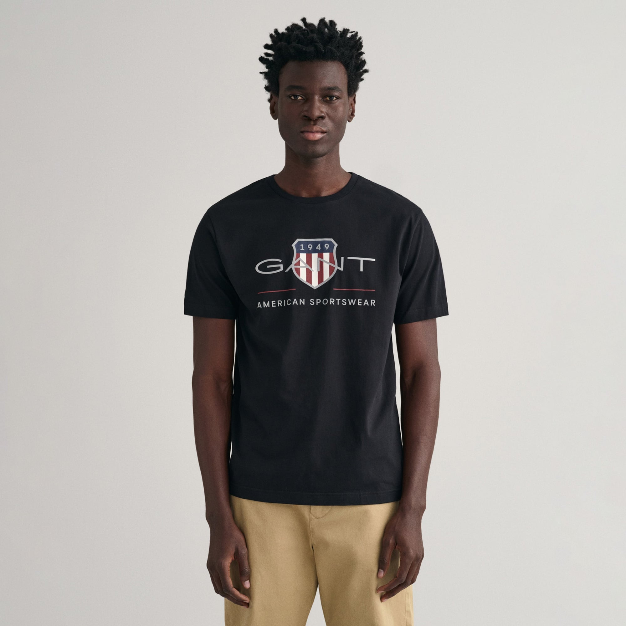 GANT Erkek Siyah Regular Fit Bisiklet Yaka Logolu T-Shirt