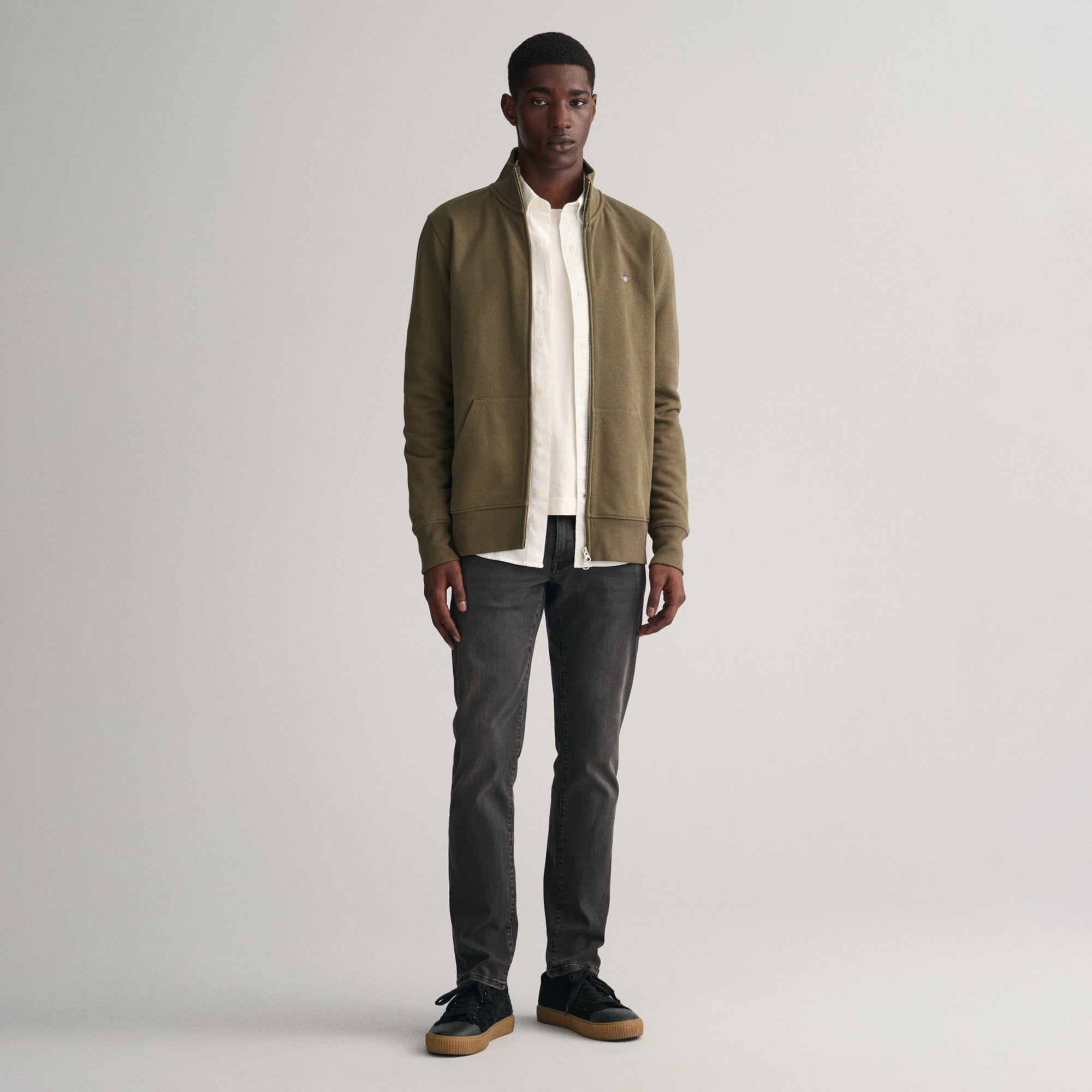  GANT Erkek Siyah Extra Slim Fit Active Recover Jean