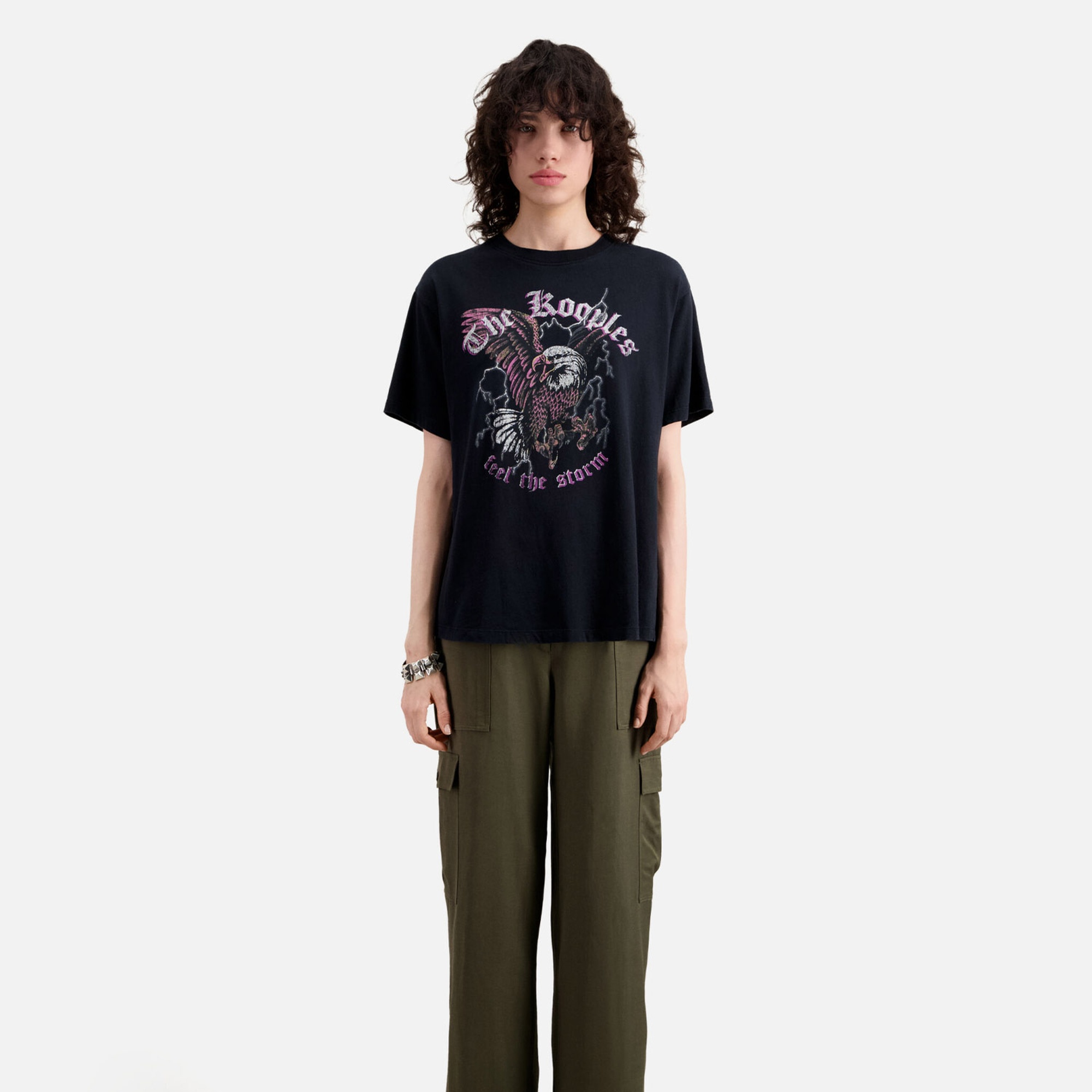 KADIN BASKILI SİYAH T-SHIRT