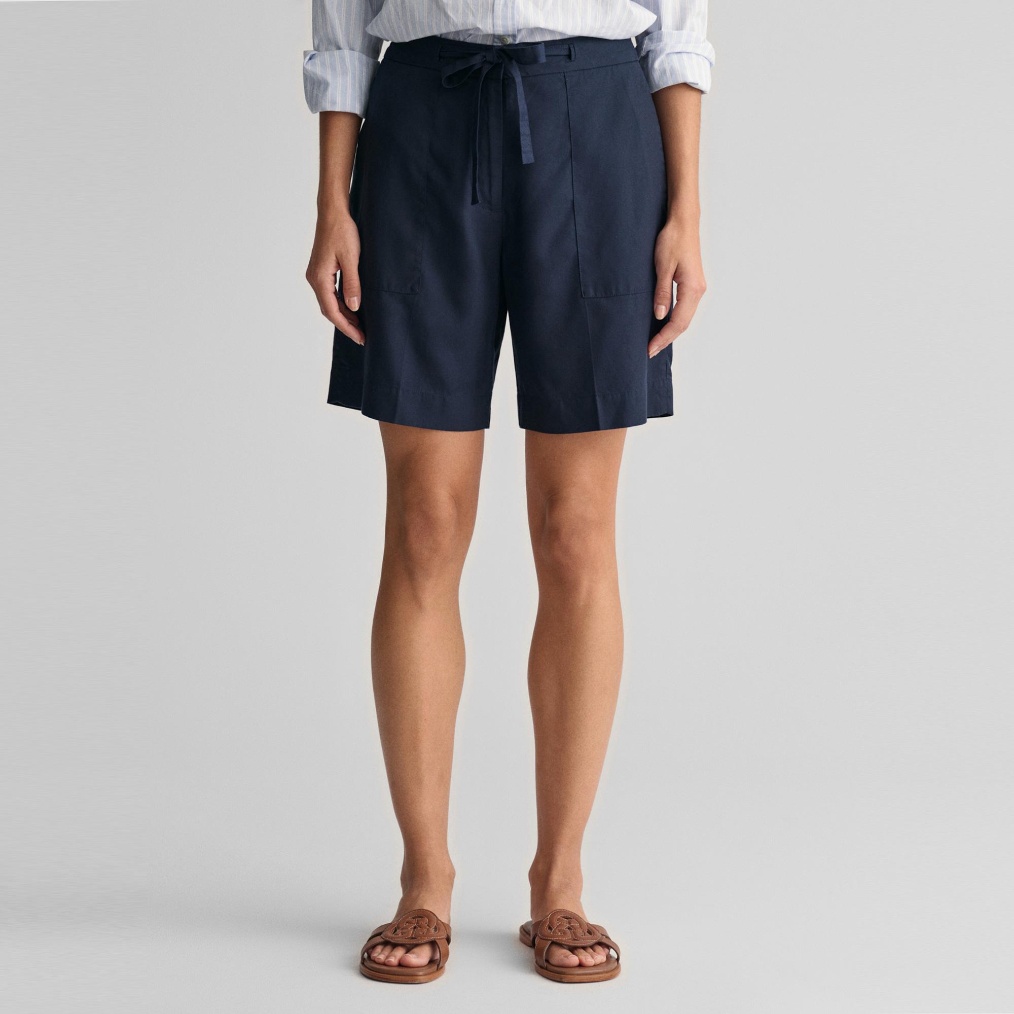 GANT Kadın Lacivert Relaxed Fit Şort