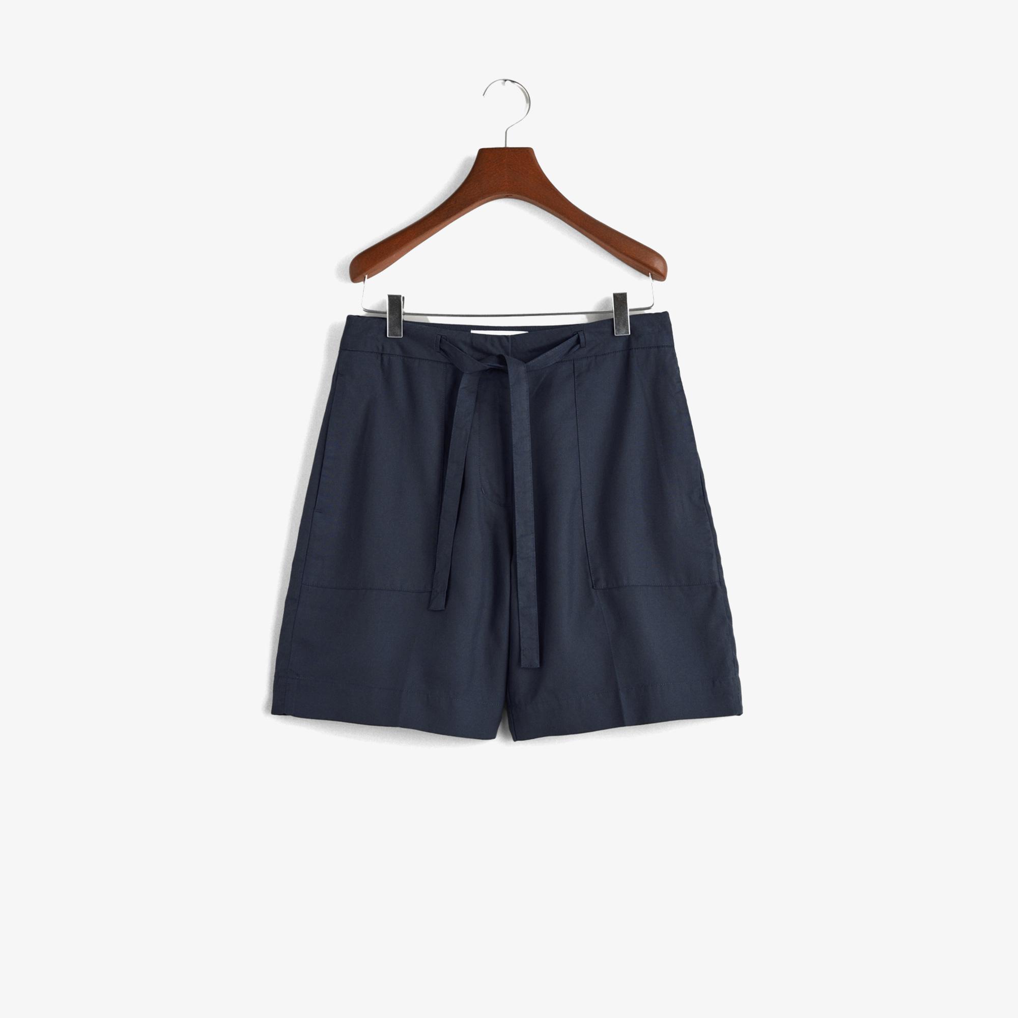 GANT Kadın Lacivert Relaxed Fit Şort