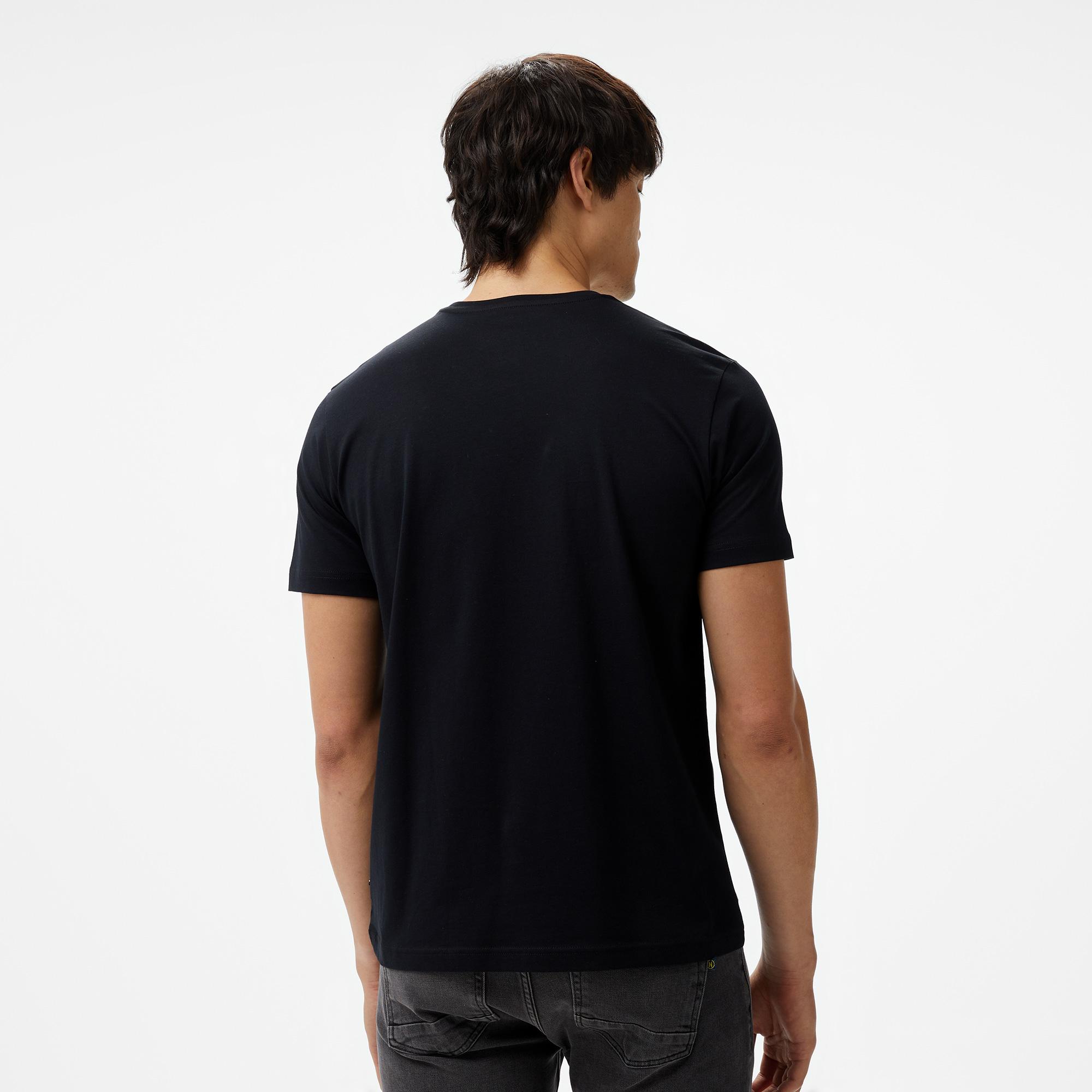 Nautica Erkek Siyah Standart Fit T-Shirt