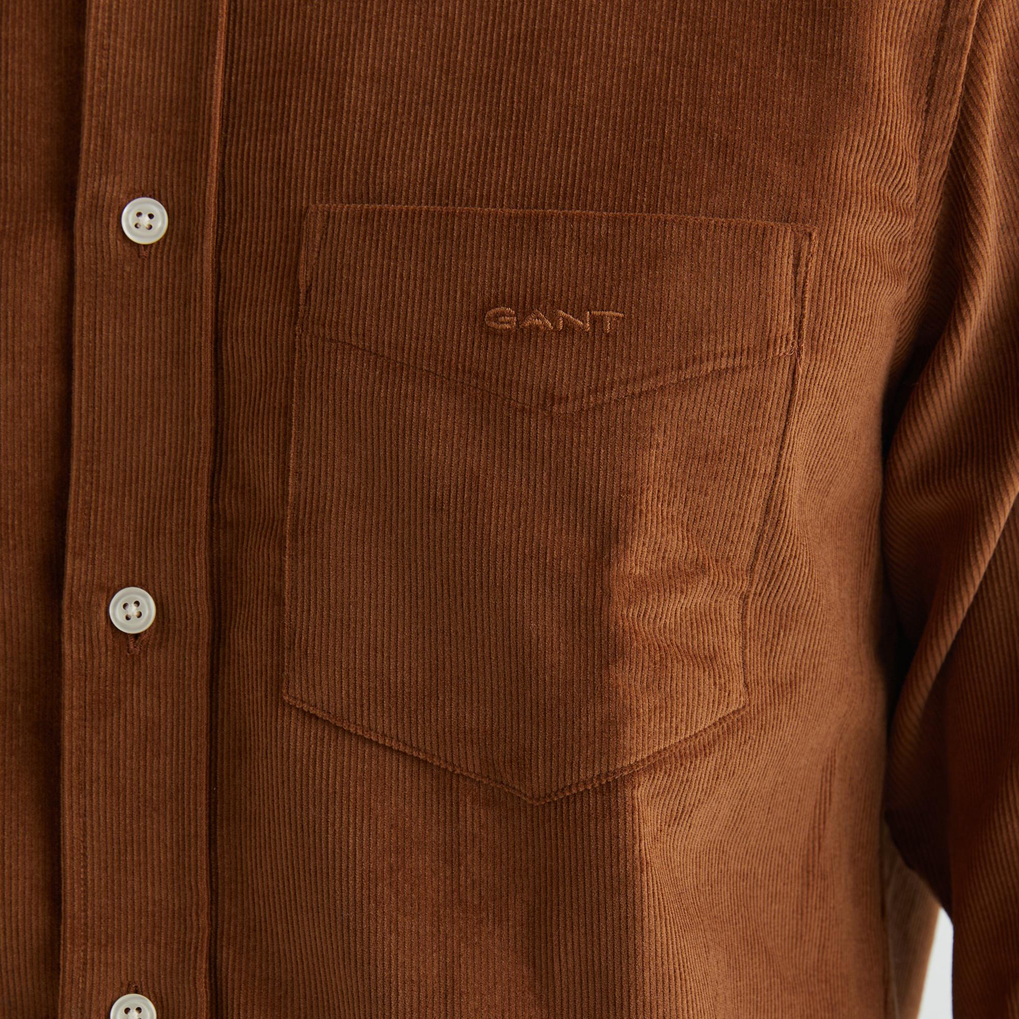 GANT Erkek Kahverengi Regular Fit Düğmeli Yaka Kadife Gömlek