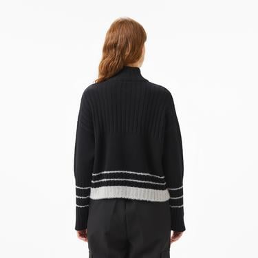  Kadın Regular Fit Yarım Fermuarlı Renk Bloklu Siyah Kazak