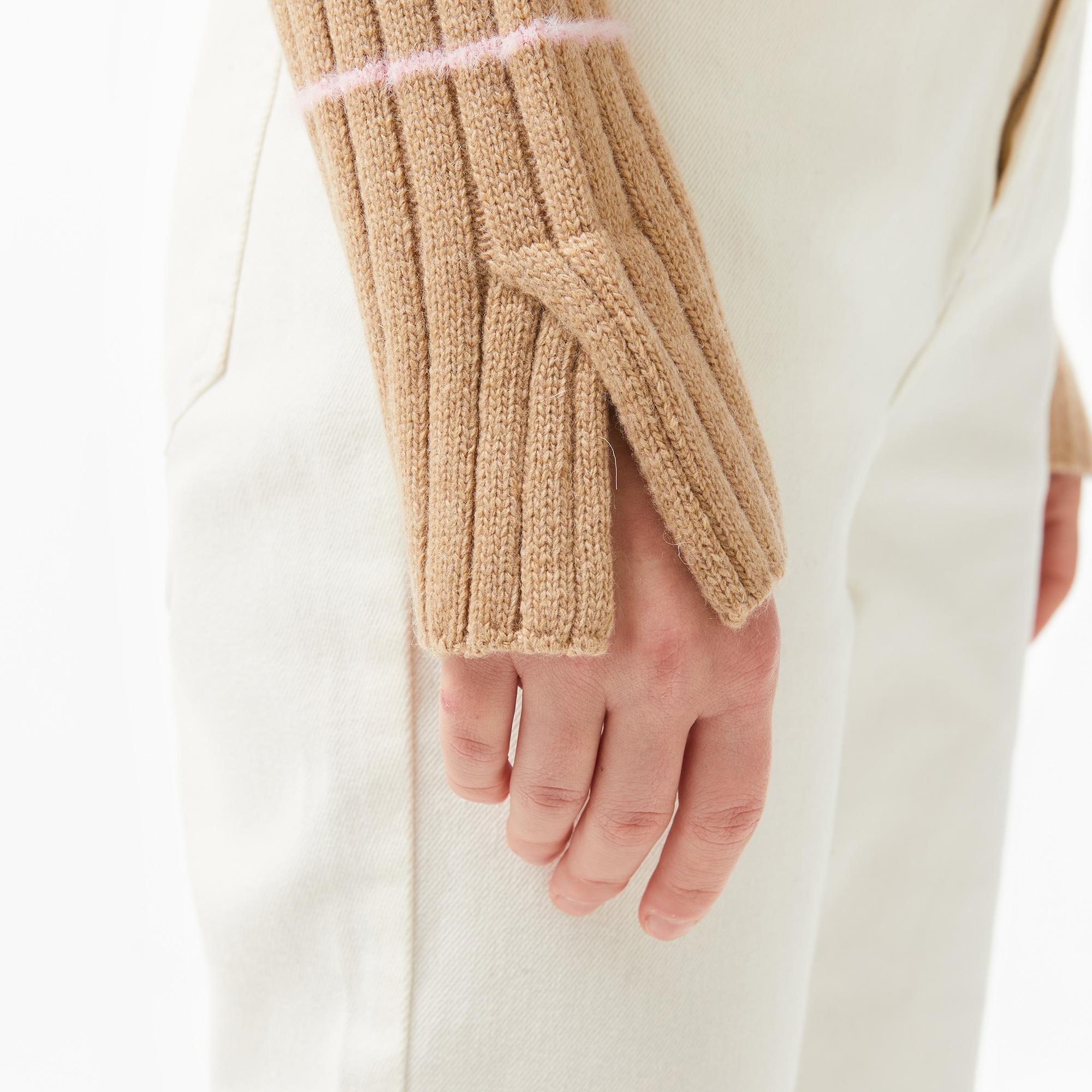 Kadın Regular Fit Yarım Fermuarlı Renk Bloklu Bej Kazak