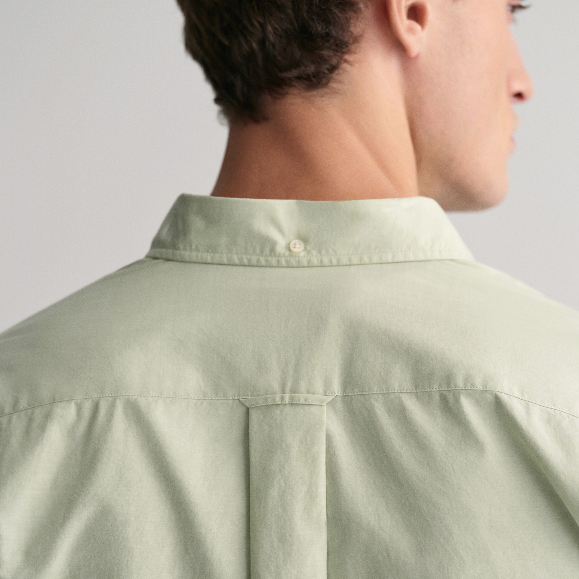 GANT Erkek Yeşil Regular Fit Düğmeli Yaka Poplin Gömlek