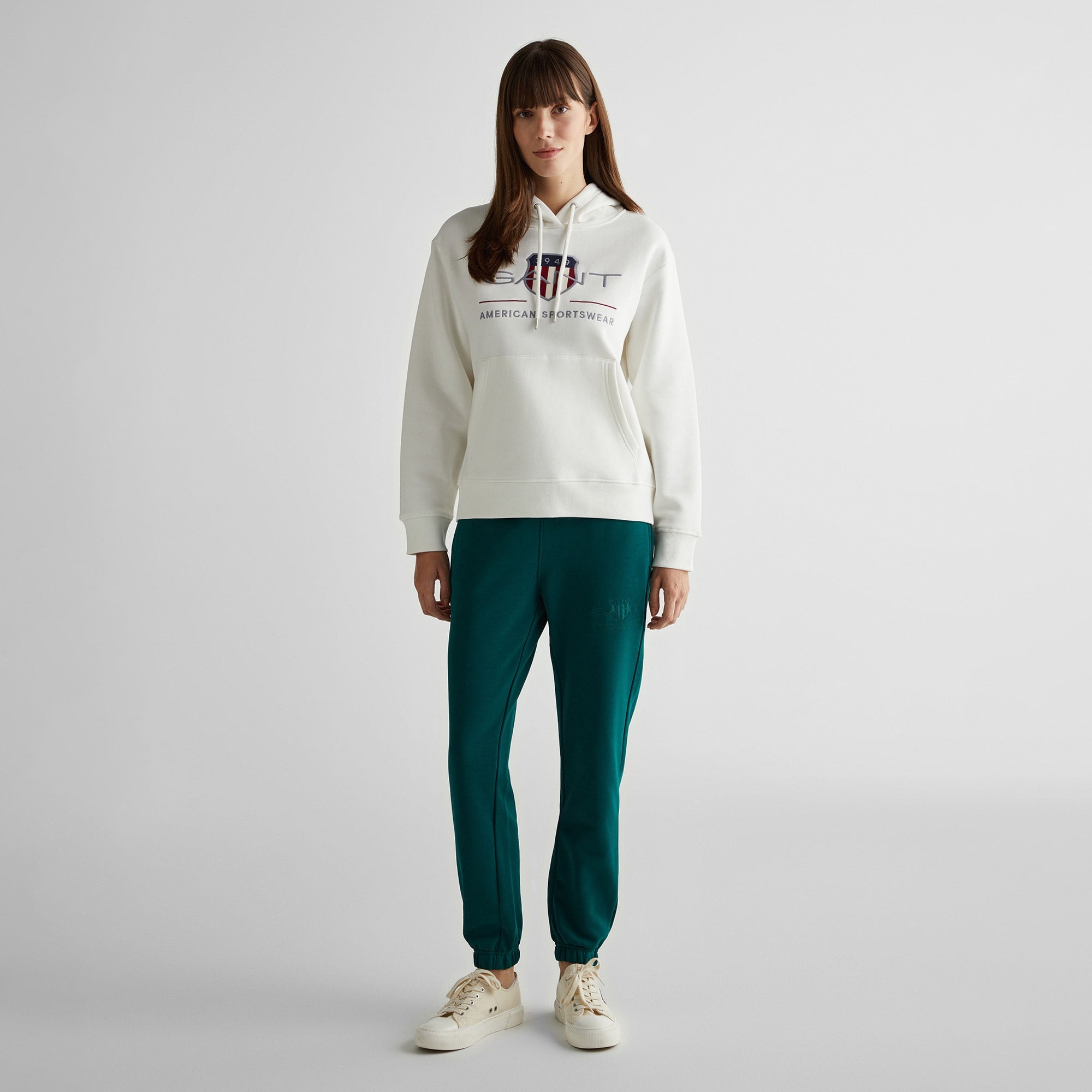 GANT Kadın Krem Relaxed Fit Kapüşonlu Logolu Sweatshirt