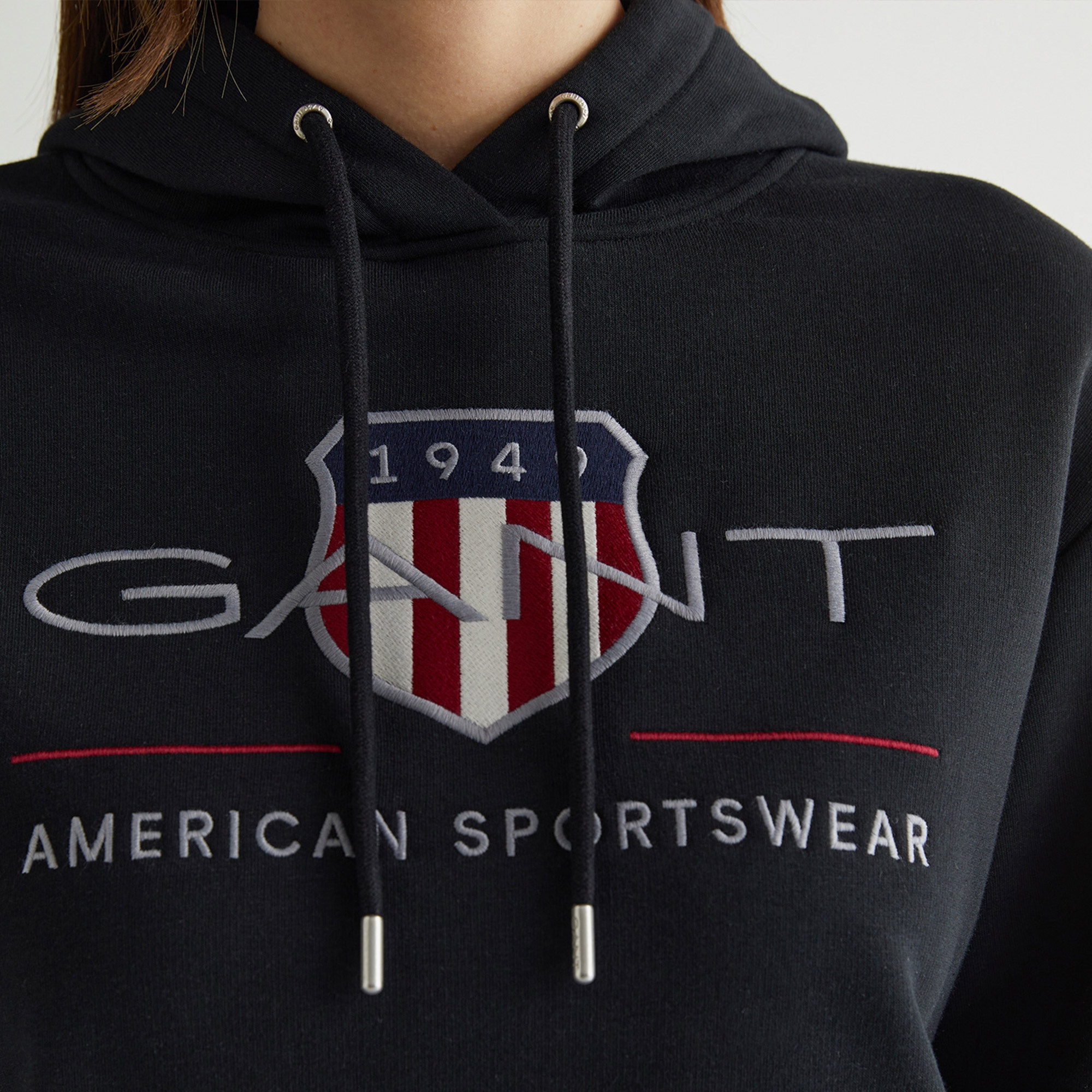 GANT Kadın Siyah Relaxed Fit Kapüşonlu Logolu Sweatshirt