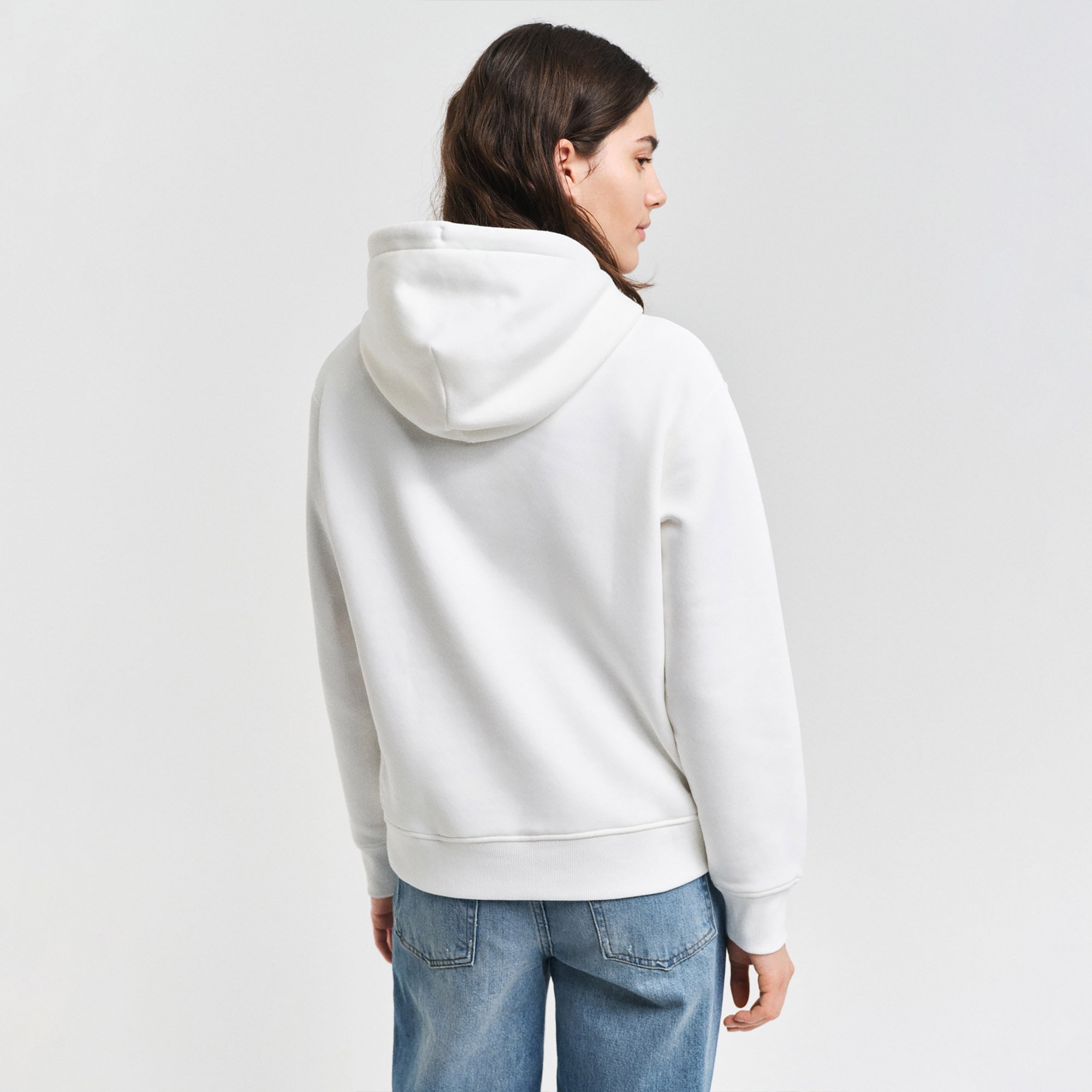 GANT Kadın Krem Relaxed Fit Kapüşonlu Logolu Sweatshirt