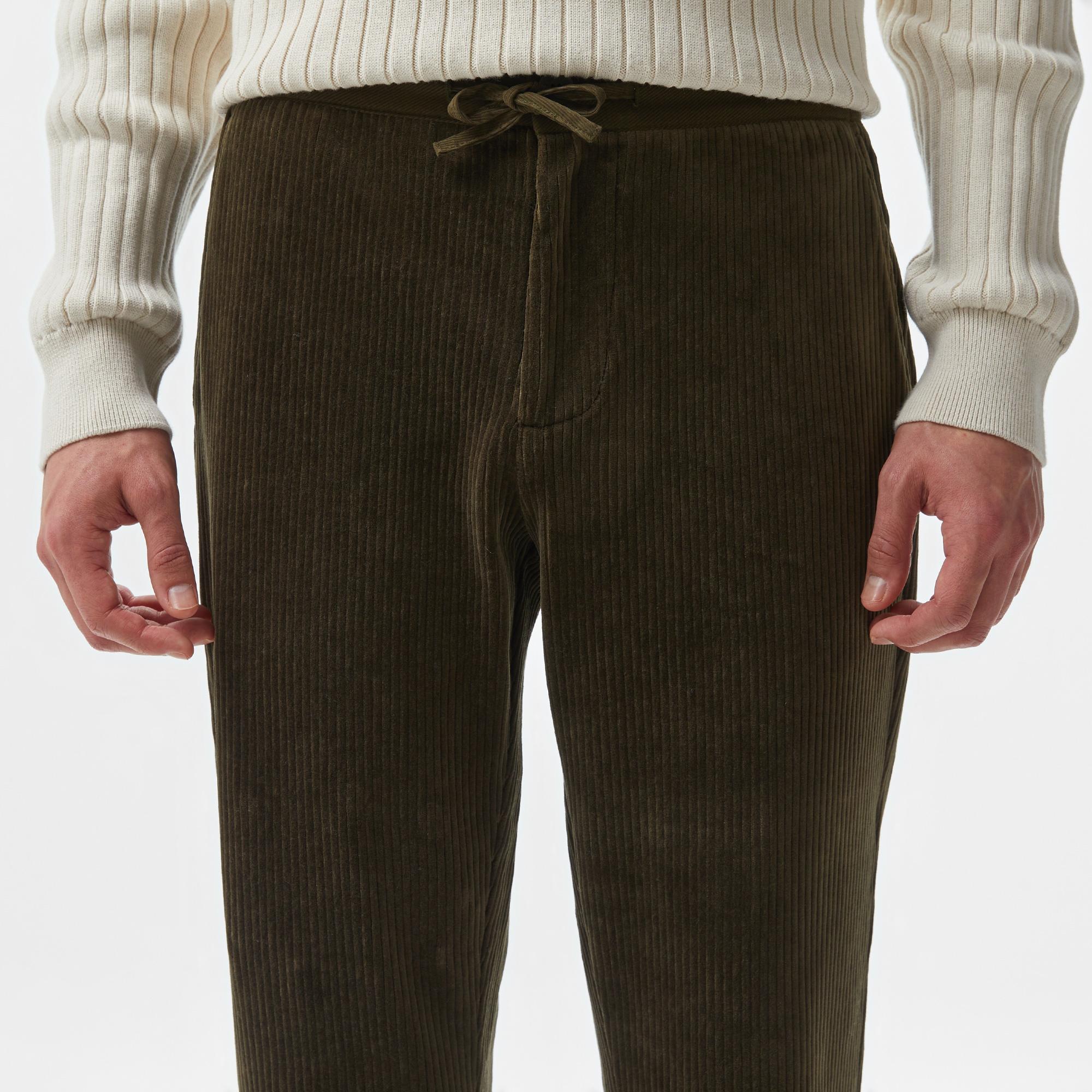 Erkek Tapered Fit Chino Koyu Yeşil Pantolon