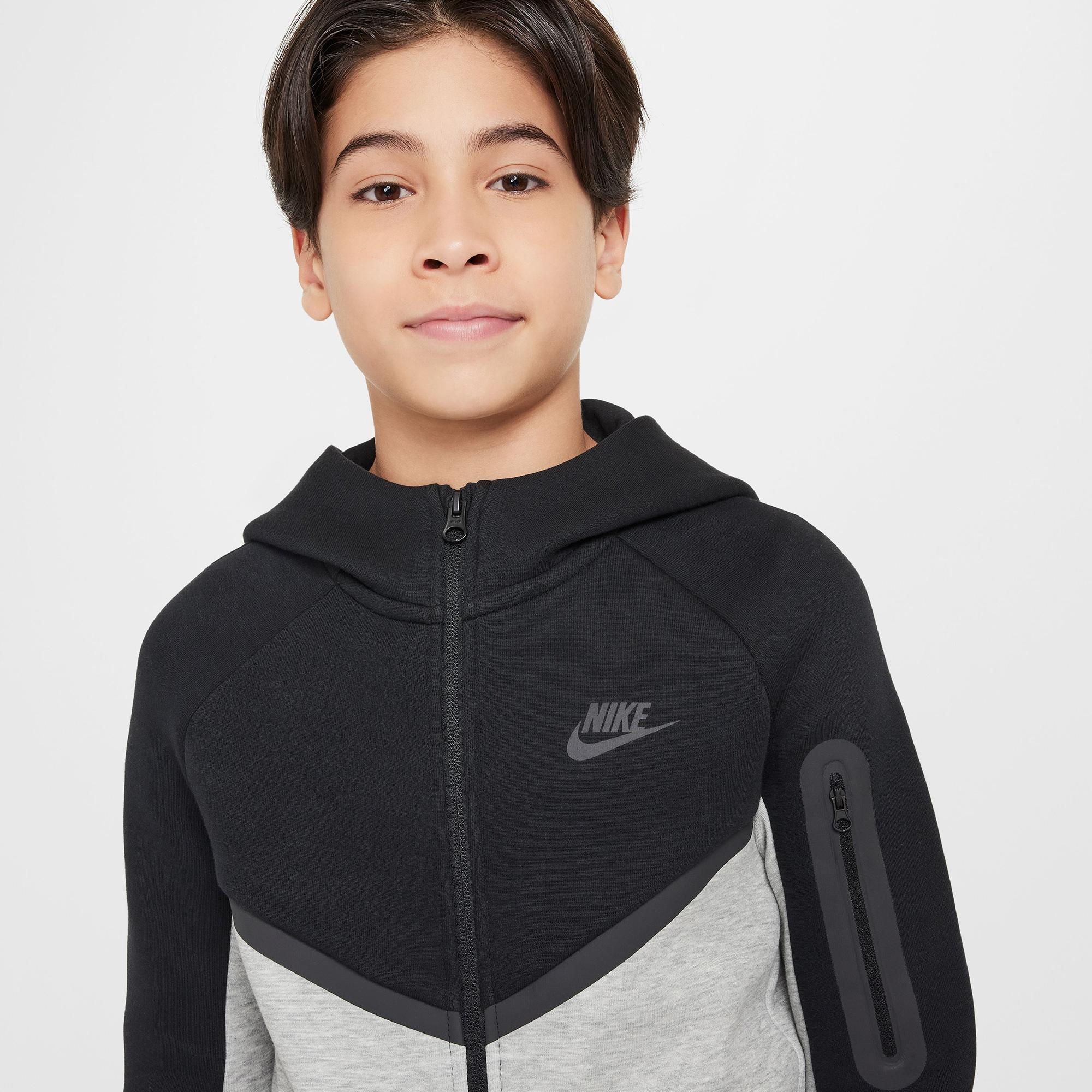 Nike Sportswear Tech Fleece Çocuk Siyah Eşofman Üstü