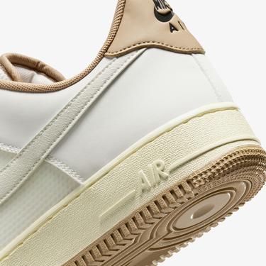  Nike Air Force 1 '07 LV8 Erkek Beyaz Spor Ayakkabı