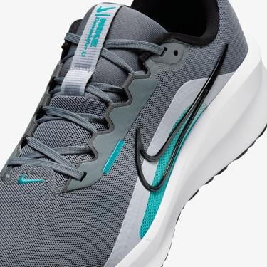  Nike Downshifter 13 Erkek Gri Spor Ayakkabı
