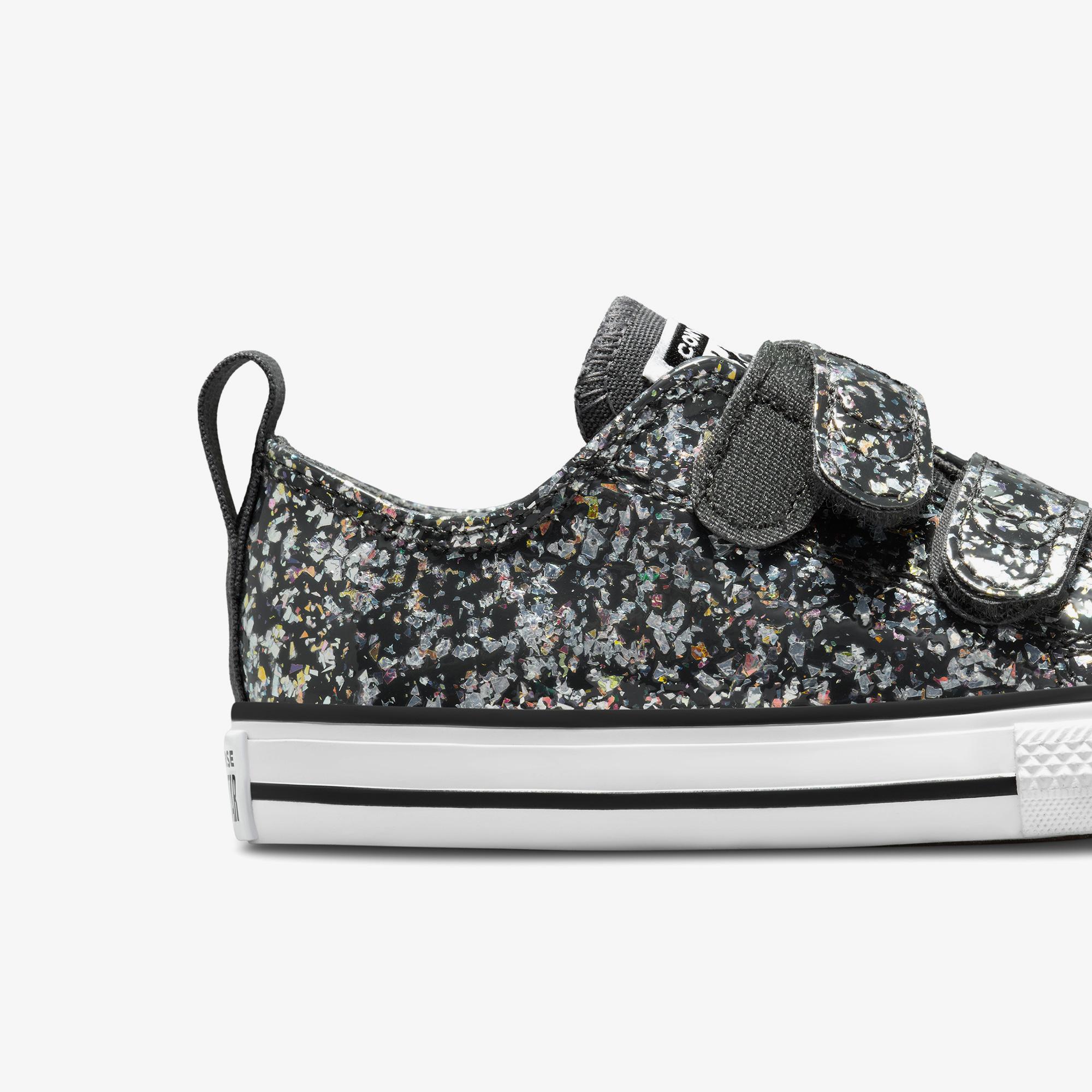 Converse Chuck Taylor All Star 2V Çocuk Gri Sneaker